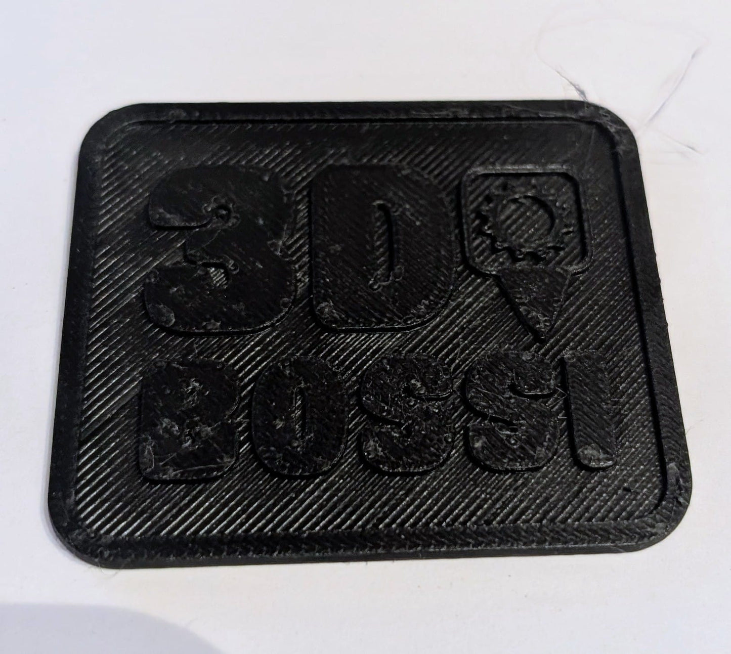 Das einzigartige, personalisierte Kontaktlinsen Etui: Eleganter Tageslinsenspender aus Schweizer Herstellung.